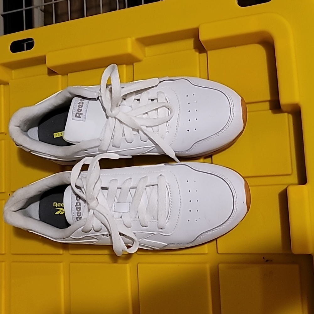 Reebok tennis shoes
